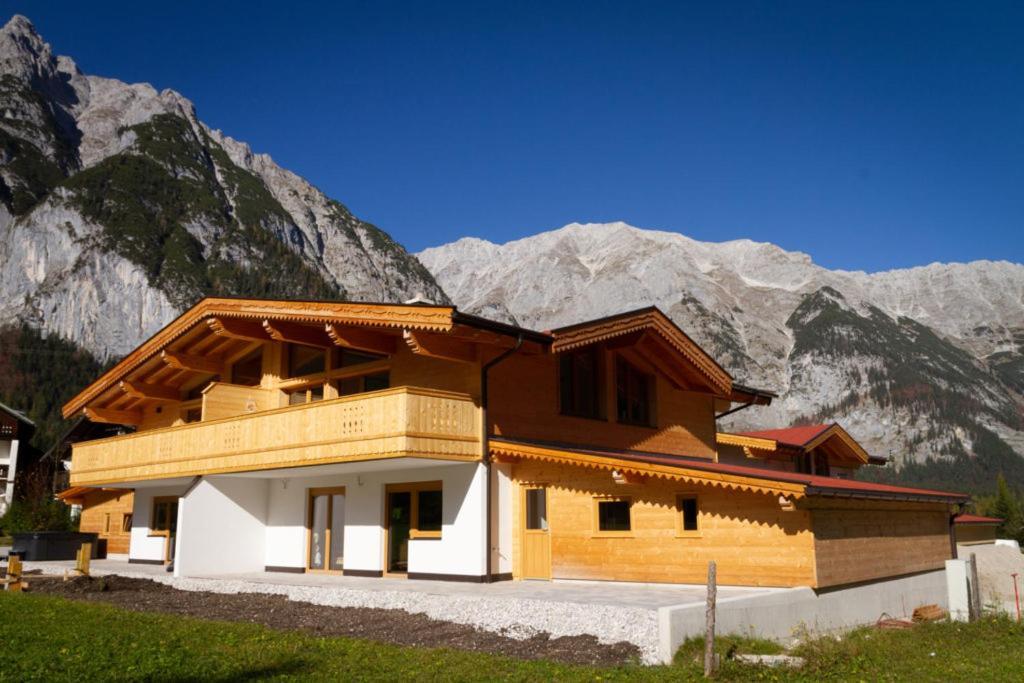 Alpenchalet im Leutaschtal Exterior foto