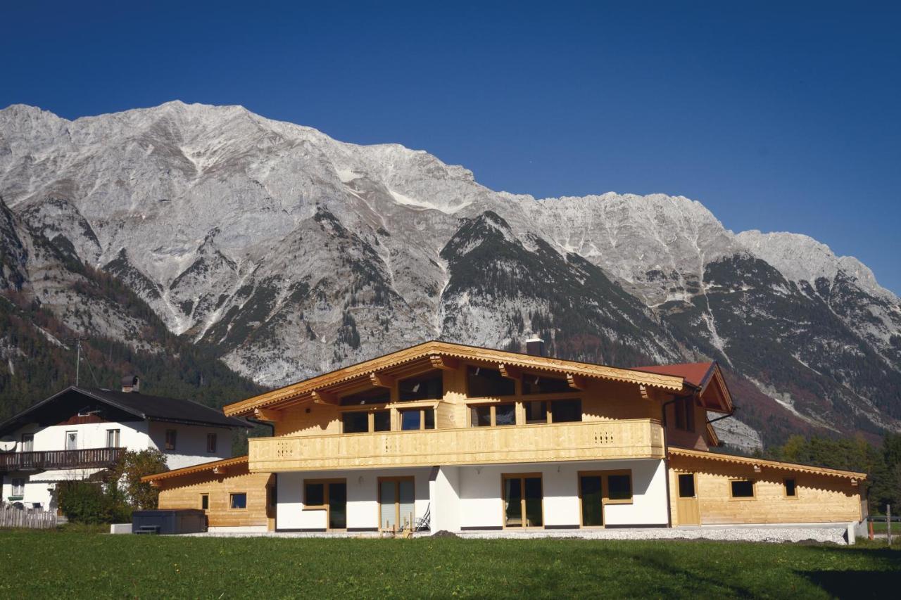 Alpenchalet im Leutaschtal Exterior foto