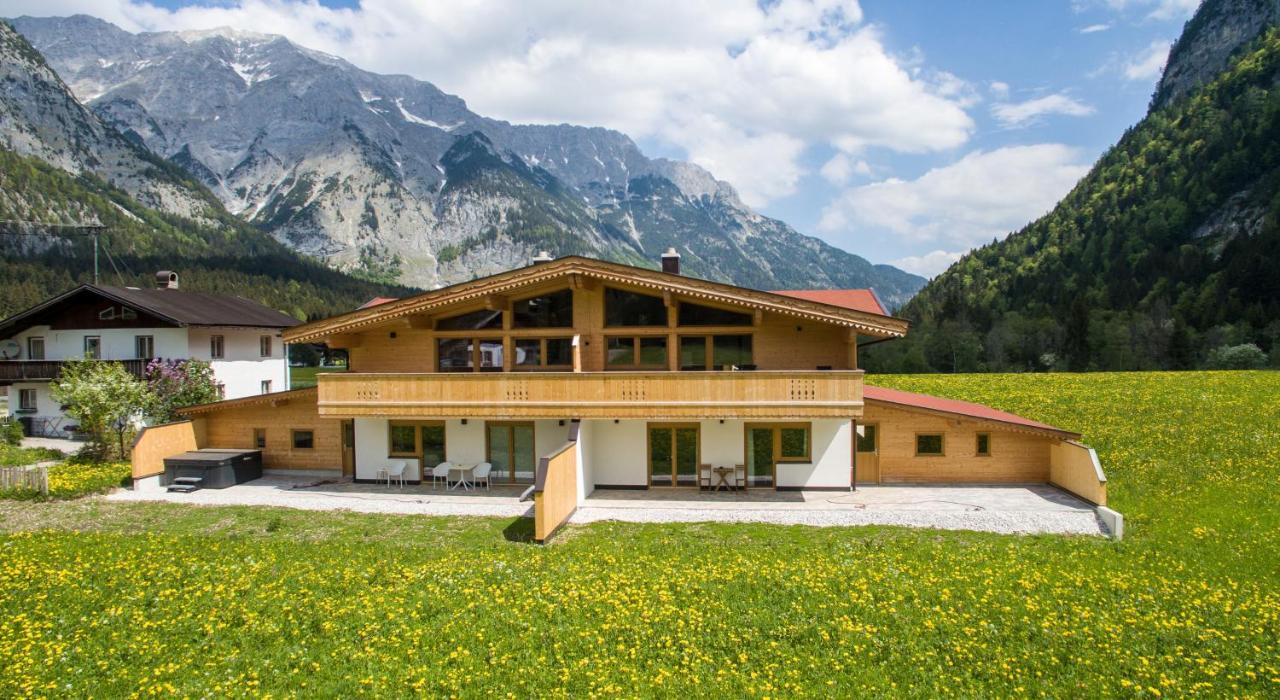 Alpenchalet im Leutaschtal Exterior foto